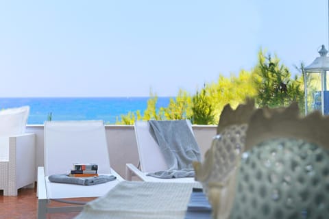 Natural landscape, View (from property/room), Balcony/Terrace, Sea view, sunbed