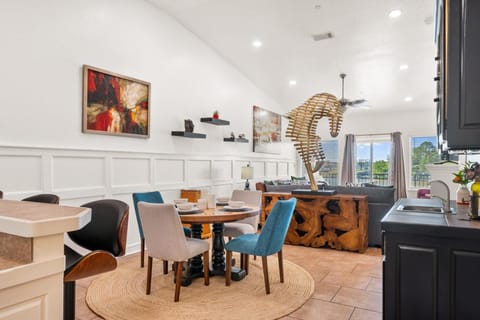 The Oasis on Lake Hamilton with Pool House in Lake Hamilton