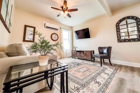 Coastal Retreat Apartment in Sandusky