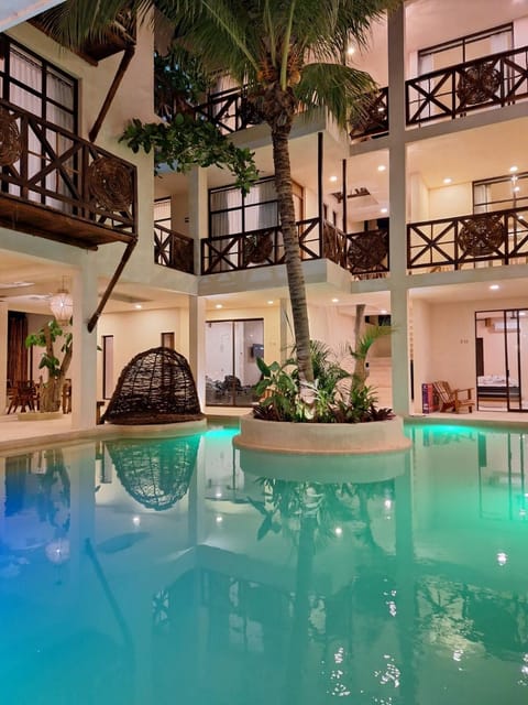 Pool view, Swimming pool