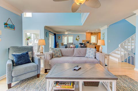 Dolphin Run by Carolina Beach Realty House in Kure Beach