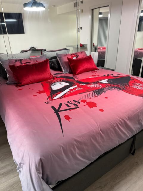 Paradise Lust at Paradise Lakes Nudist resort Apartment in Lutz