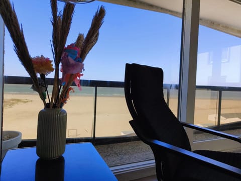 Natural landscape, Living room, Seating area