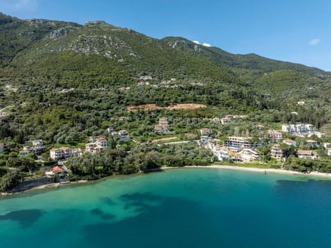 Nearby landmark, Day, Natural landscape, Bird's eye view, Beach, City view, Lake view, Mountain view, River view, Sea view