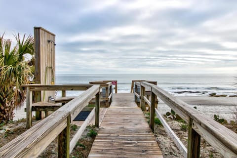 Ocean Dunes 2124C- Bella Vista by Carolina Beach Realty Apartment in Kure Beach