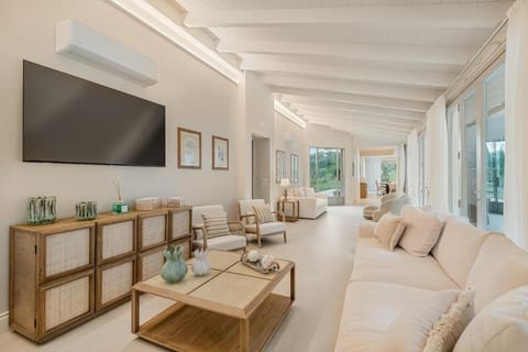 GOLDEN LUXE - Diamond in the Hills piscina privata e vasca idromassaggio Villa in Emilia-Romagna