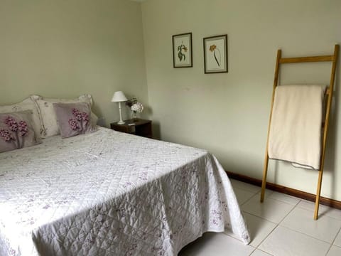 Casas 501 -Casa verde e Casinha House in State of Rio de Janeiro