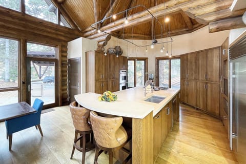 Alpen Ridge by Exceptional Stays Chalet in Mountain Village