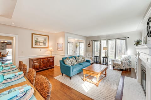 3 Mi to Duck Lake State Park Home with Deck! House in Wisconsin