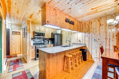 1 Mi to Rocky Mtn Natl Park Estes Park Townhome House in Estes Park