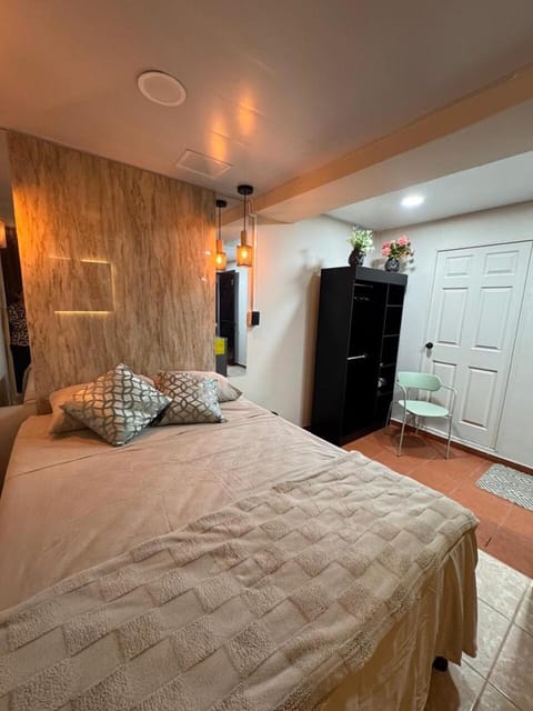 Bed, Photo of the whole room, Bedroom, wardrobe