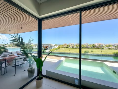 Day, Natural landscape, View (from property/room), Balcony/Terrace, Swimming pool