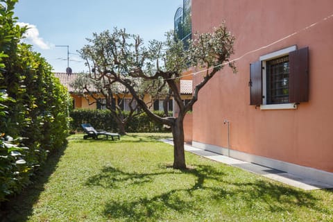 Eli House Apartment in Cavaion Veronese
