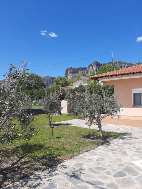 Property building, Natural landscape, Mountain view