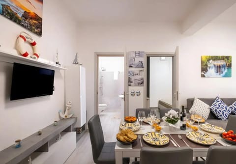 Food and drinks, Decorative detail, Food