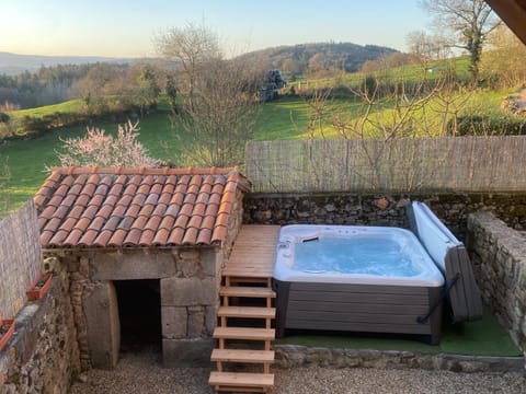 Natural landscape, Hot Tub, Mountain view