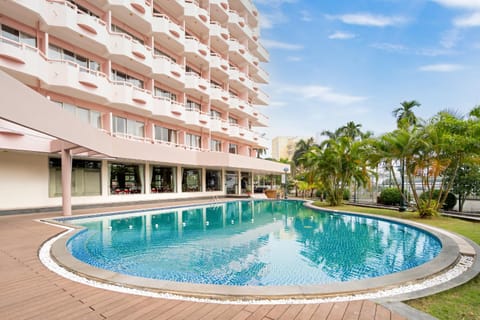 Property building, Swimming pool, Swimming pool