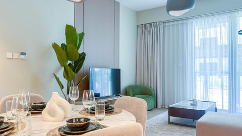 Communal lounge/ TV room, TV and multimedia, Living room, Seating area