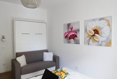 Living room, Decorative detail, Seating area, air conditioner