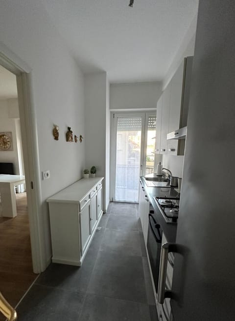 oven, stove, toaster, kitchen, air conditioner