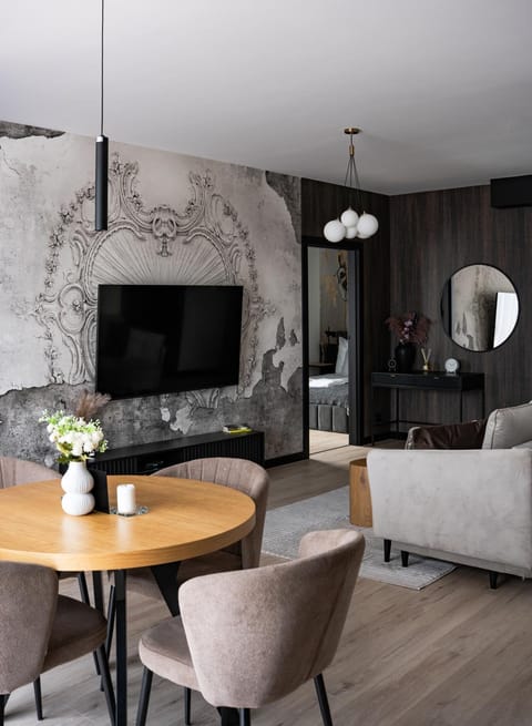 Living room, Dining area