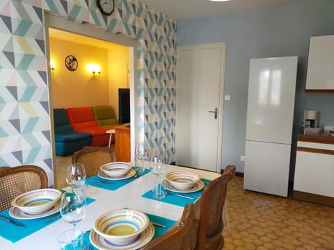 Day, TV and multimedia, Coffee/tea facilities, Kitchen or kitchenette, Living room, kitchen