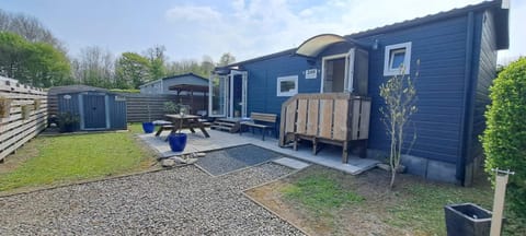 Property building, Garden