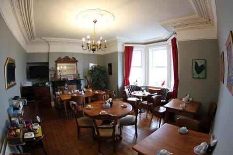 Rolling Wave Guesthouse Bed and Breakfast in County Donegal