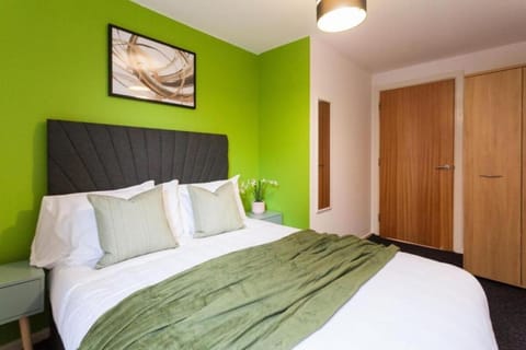 Bed, Bedroom, wardrobe