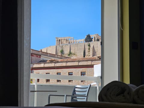Day, View (from property/room), Balcony/Terrace, Living room, Seating area