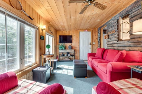 2 Mi to Ossipee Lake Forest-View Sanctuary! House in Freedom