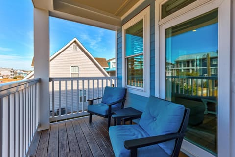 Serendipity by Carolina Beach Realty House in Carolina Beach