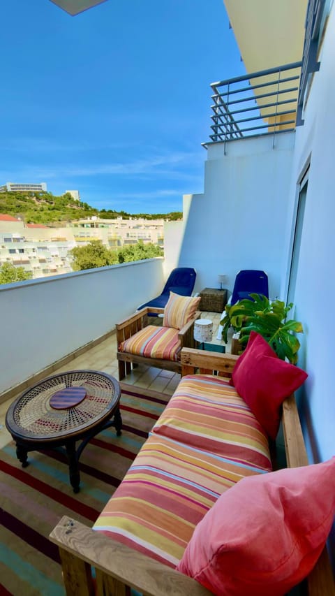 Patio, Day, Balcony/Terrace, Seating area, Mountain view
