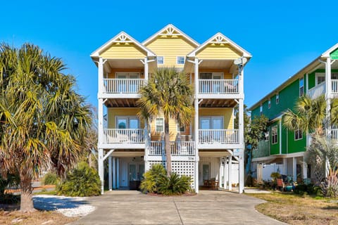 Ventnor Shores by Carolina Beach Realty House in Carolina Beach