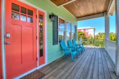 Surfuncle by Carolina Beach Realty House in Kure Beach