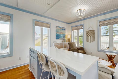 Periwinkle Place Apartment in Key West