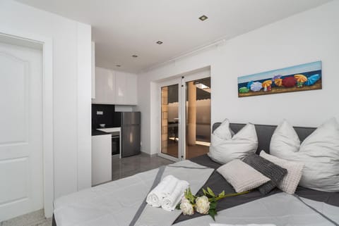 Villa Mandaroza Apartment in Šibenik-Knin County, Croatia