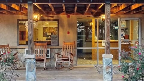 Fairbridge Inn express Hotel in Richmond Hill