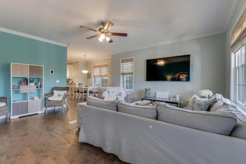 The Sunny Kure by Carolina Beach Realty House in Kure Beach