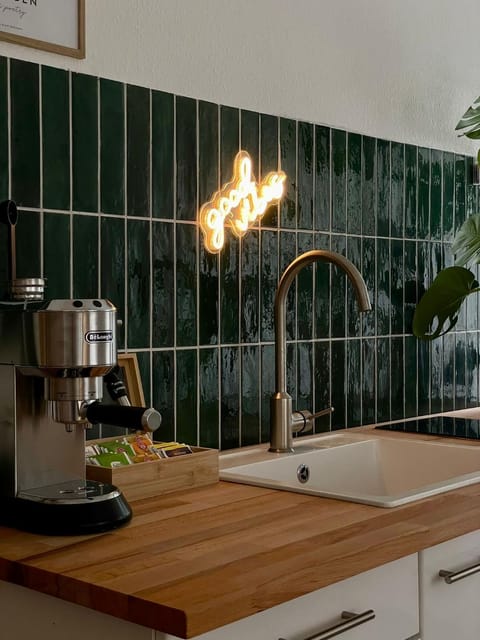 Gemütliche Ferienwohnung in Weinbergnähe & Tiefgarage Apartment in Wiesbaden