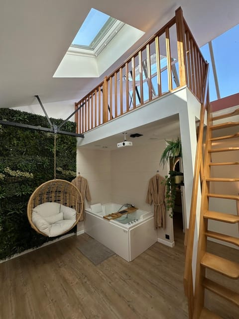 Loft avec Jaccuzi Apartment in Le Mans