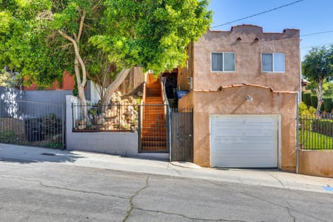 5 Mi to Dtwn Los Angeles Apt with Outdoor Space! Apartment in East Los Angeles