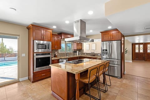 Family Friendly Foothills 6 Bedrooms Sleeps 24 House in Catalina Foothills