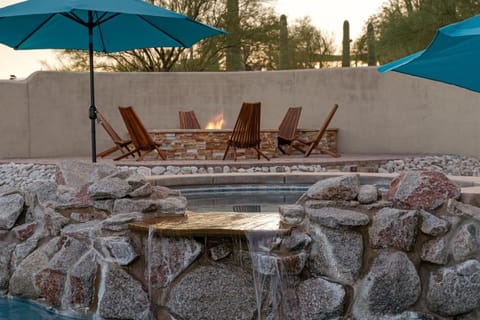 Hot Property Foothills Heated Pool Spa Sleeps16plus House in Catalina Foothills