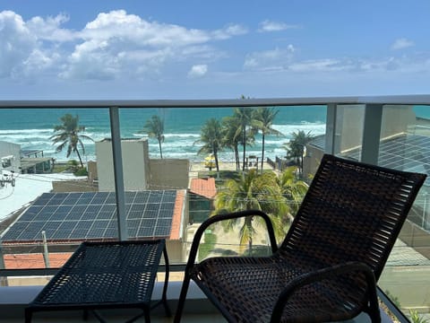 Day, Natural landscape, View (from property/room), Balcony/Terrace, Living room, Seating area, Dining area, Sea view