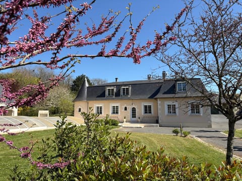Property building, Spring, Garden view