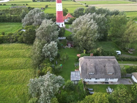 Property building, Natural landscape, Bird's eye view, Garden, Location