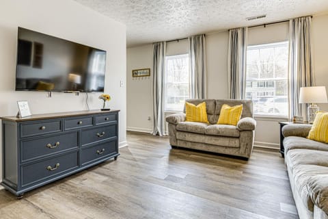 9 Mi to Dtwn Indianapolis Family-Friendly Home! House in Indianapolis