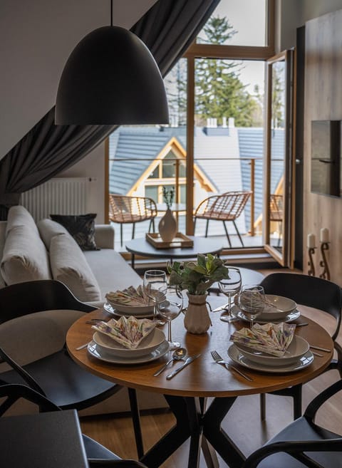 Natural landscape, Living room, Seating area, Dining area, Food