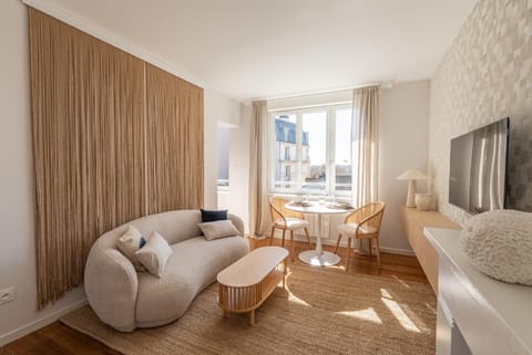 TV and multimedia, Living room, Seating area, Dining area, Beach, Sea view, Sea view